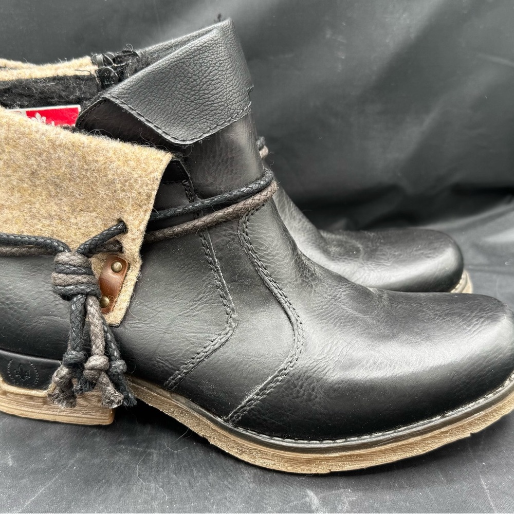 Rieker Black and Tan Ankle Boots 8.5